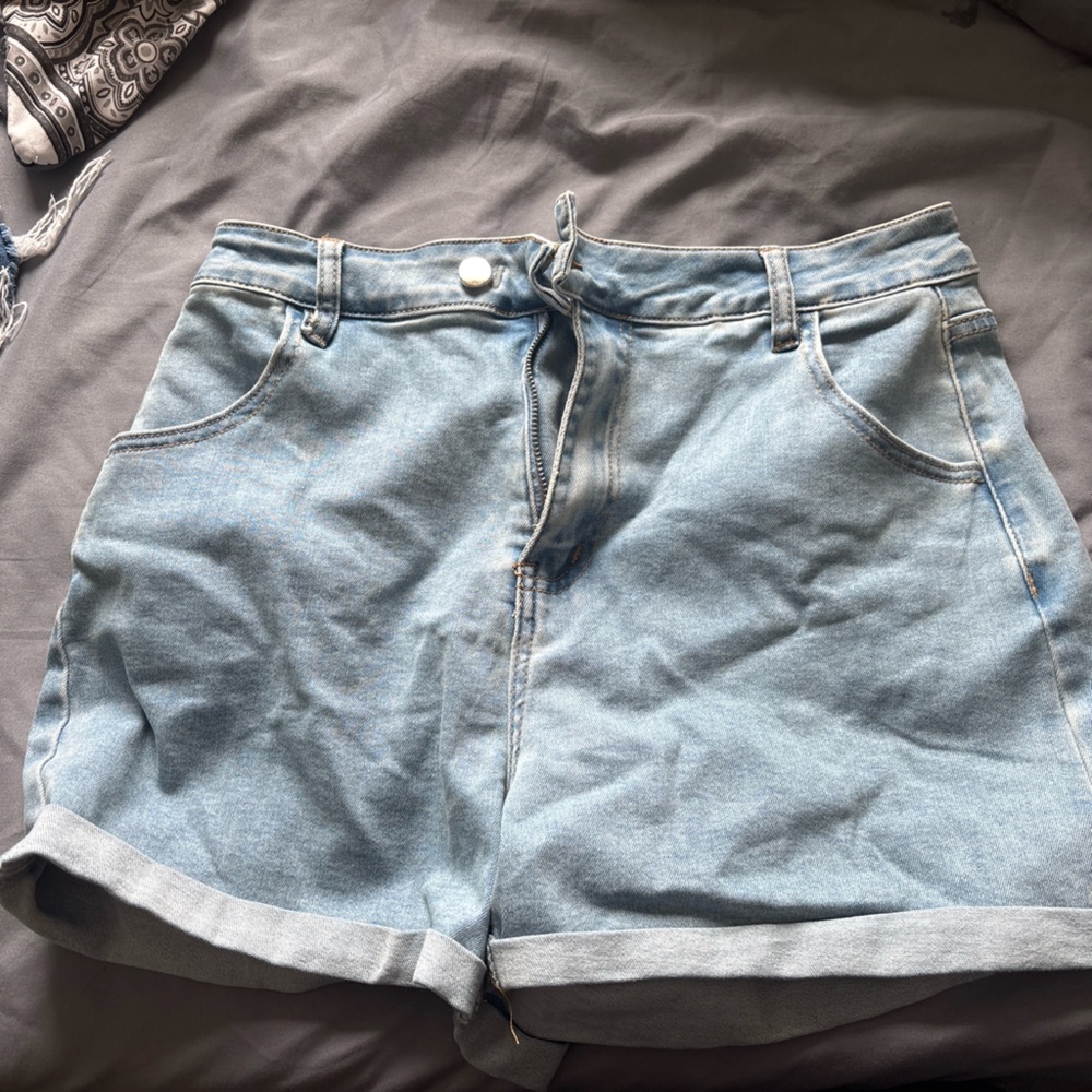 Light Blue Denim High-Waist Women's Shorts